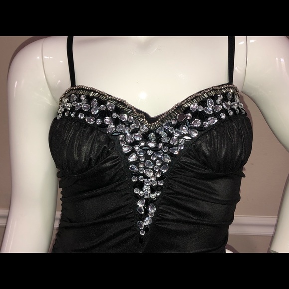 Cocktail party embellished heart line - Picture 3 of 8